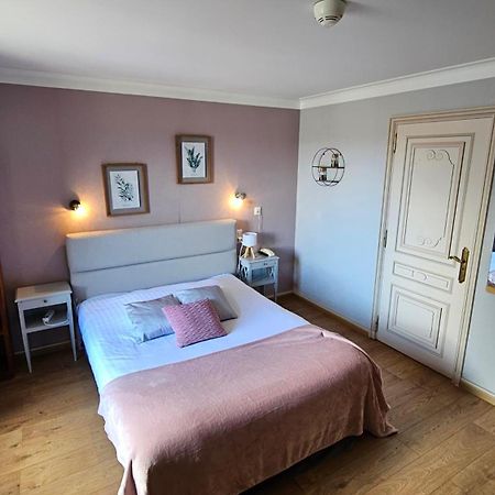 Hotel Les Deux Magots La Roche-Bernard Ngoại thất bức ảnh