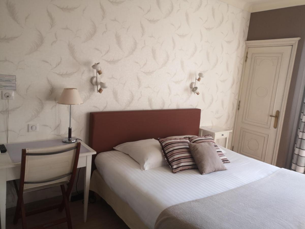 Hotel Les Deux Magots La Roche-Bernard Ngoại thất bức ảnh