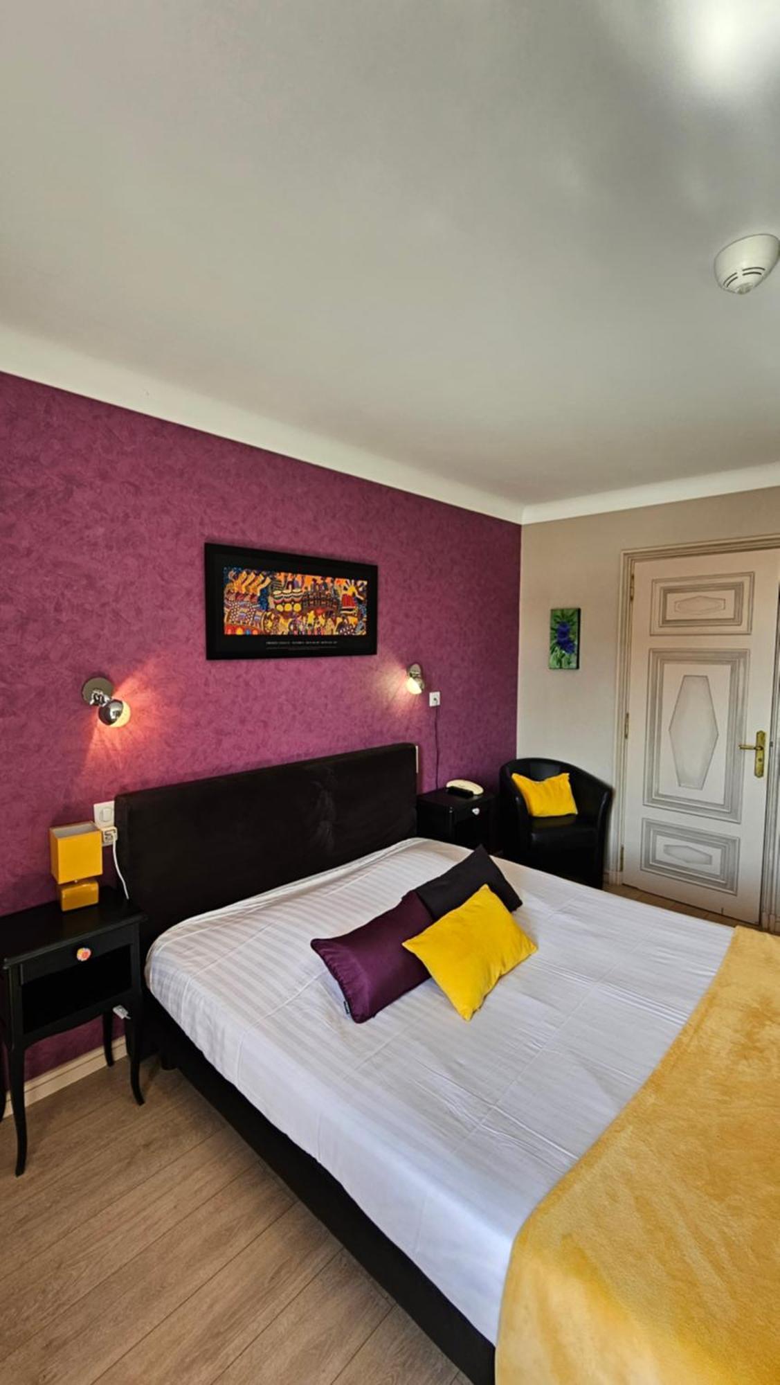 Hotel Les Deux Magots La Roche-Bernard Ngoại thất bức ảnh