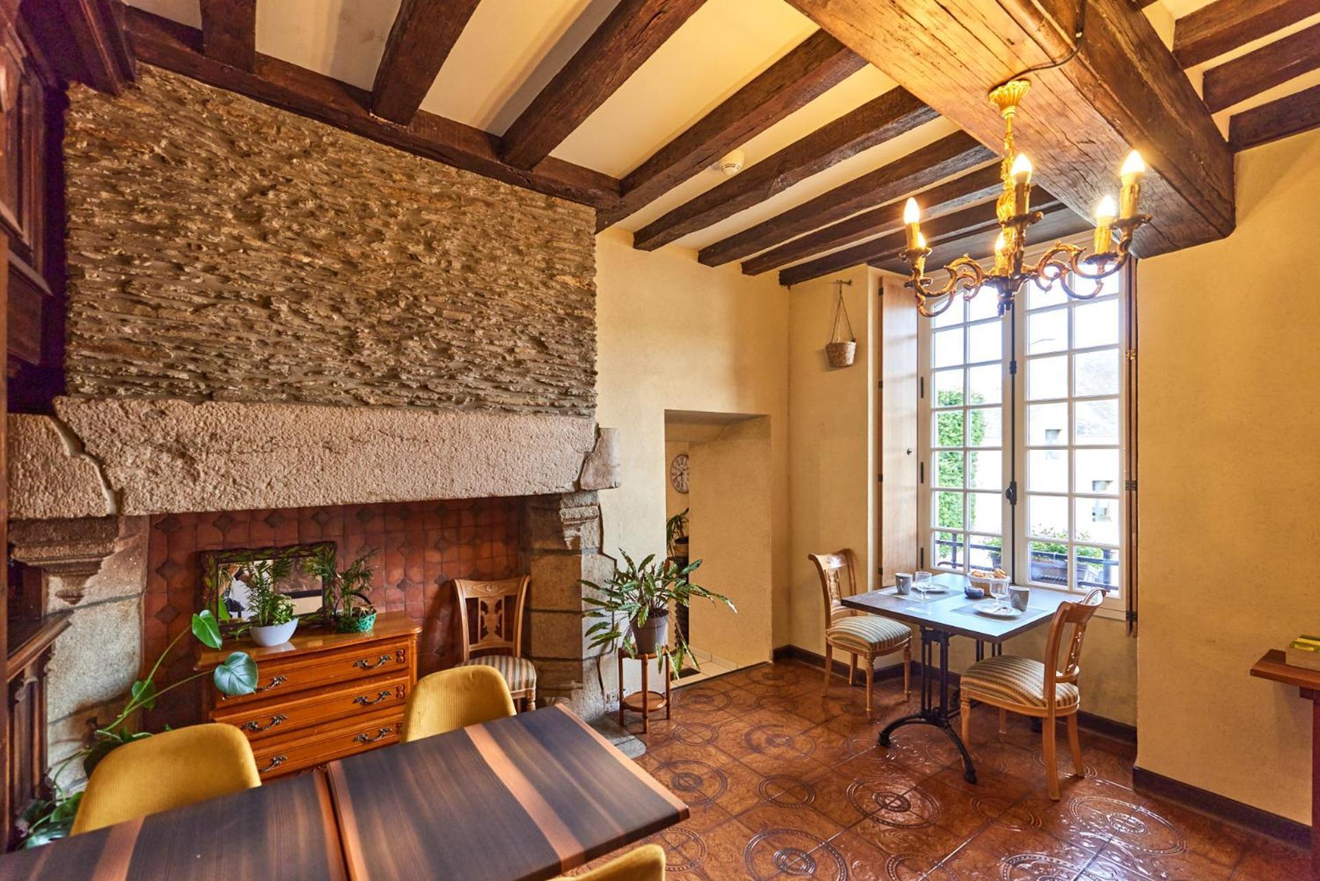 Hotel Les Deux Magots La Roche-Bernard Ngoại thất bức ảnh