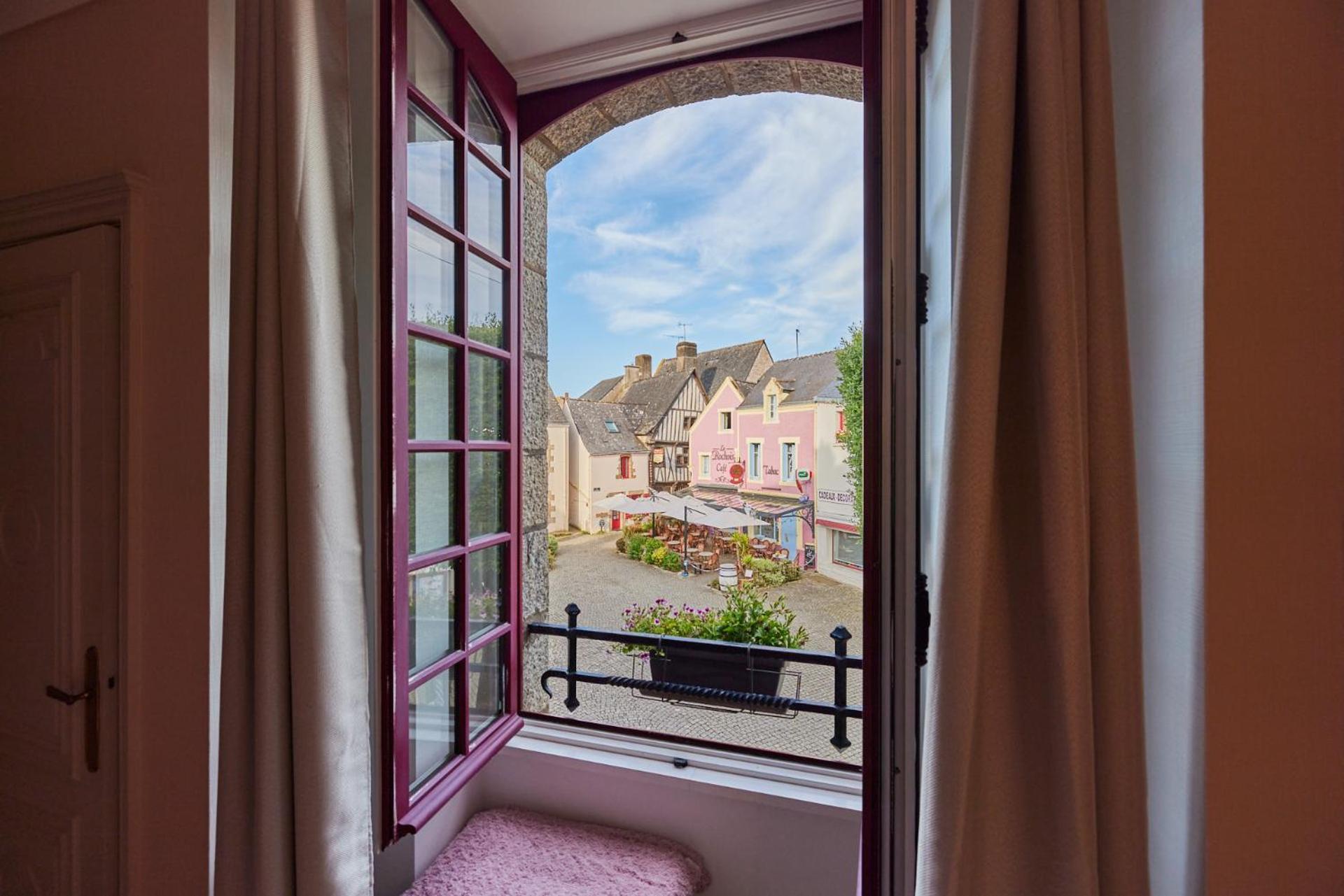 Hotel Les Deux Magots La Roche-Bernard Ngoại thất bức ảnh